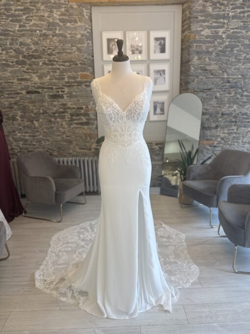 Larsa, Lace bodice dress with beaded detail and a lace detailed train.