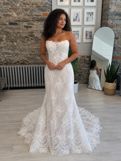 Laleh lace wedding dress at Runway bridal